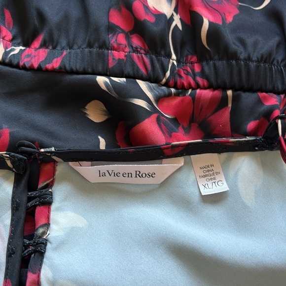 La Vie En Rose Floral Satin Romper Black Red Cami Lingerie Sleepwear XL - Picture 5 of 6